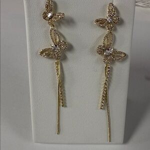 Elegant Gold Butterfly Dangle Earrings